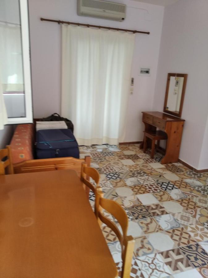 Amorgaia3 Katápola Buitenkant foto